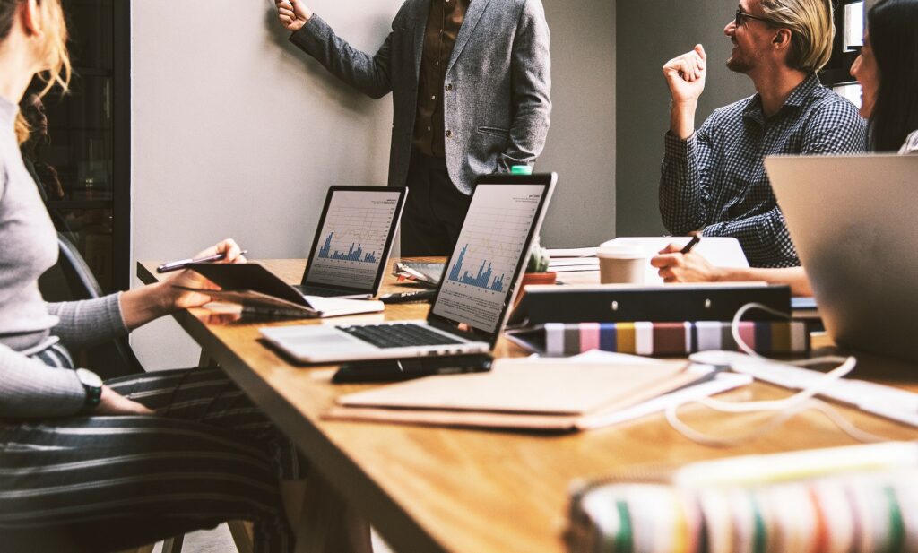 Multi-Site Operations: Tips for Managing Teams Across Locations