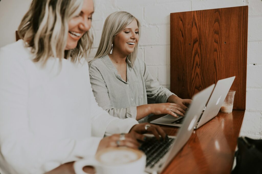 Beyond the Algorithm: How HR Leaders Can Leverage AI Without Losing the Human Advantage
